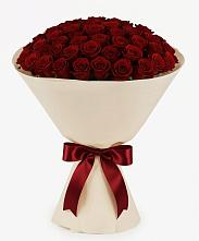 Букет 101 Бордовая роза Блэк Бакарра в Новой Игирме