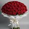 Букет 101 Красная роза Блэк Мэджик в Новой Игирме