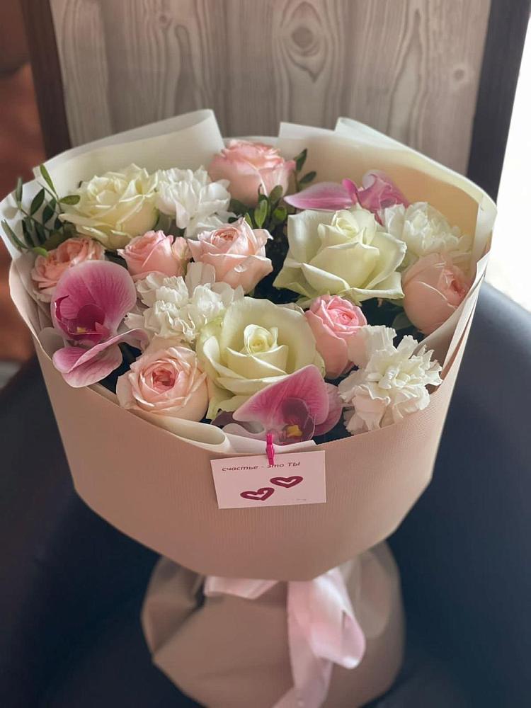 Букет цветов из: Орхидеи, Розы и Гвоздики в Новой Игирме