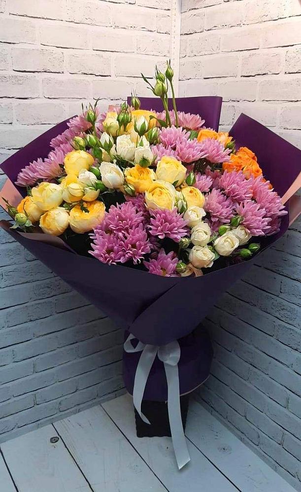 Букет цветов из: Хризантемы и Розы в Новой Игирме