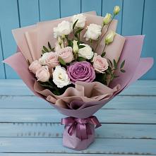 Букет цветов из:  Розы и Лизиантусы в Новой Игирме