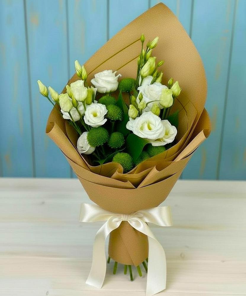 Букет цветов из: Хризантемы и Лизиантусы в Новой Игирме