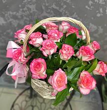 Цветочная композиция из Розы в корзине в Новой Игирме