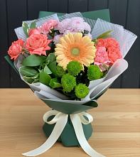 Букет цветов из:  Гвоздики, Розы, Герберы и Хризантемы #REPLACE_PRED# Новой Игирме