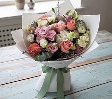 Букет цветов из:  Розы, Лизиантусы и Гвоздики в Новой Игирме