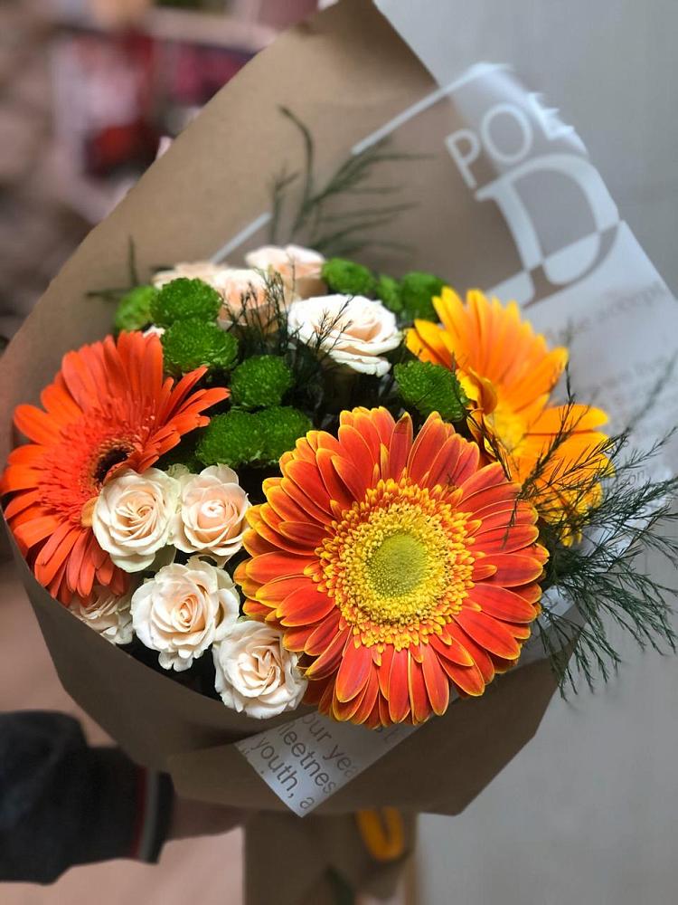 Букет цветов из: Герберы, Хризантемы и Розы в Новой Игирме