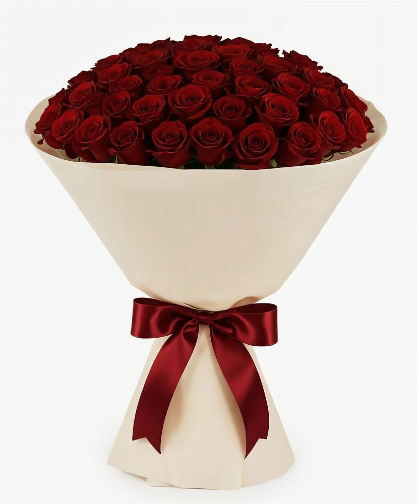 Букет 101 Бордовая роза Блэк Бакарра в Новой Игирме